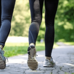 Jalan kaki pagi vs sore