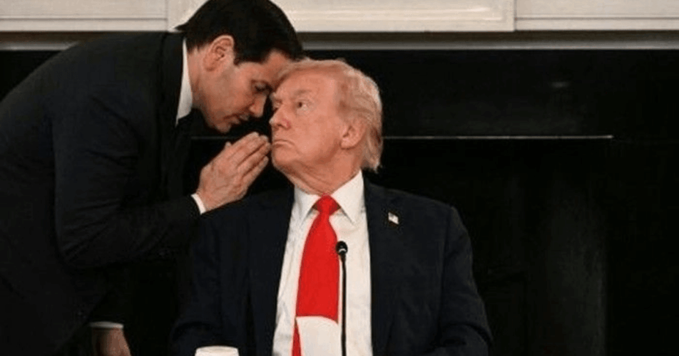 Trump Pakai Dana