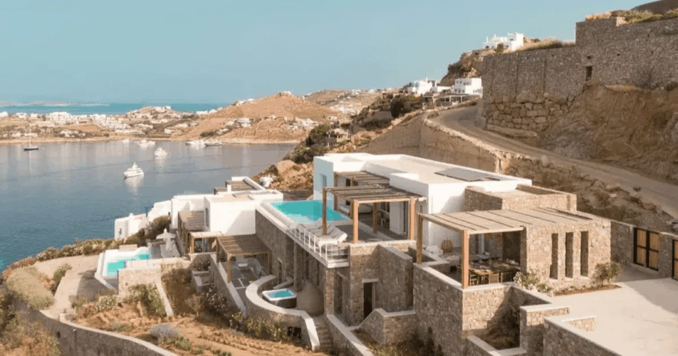 Yunani Tak Lagi Jualan Kuil Kuno