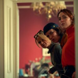 Persahabatan Abadi dalam "How to Get to Heaven from Belfast"