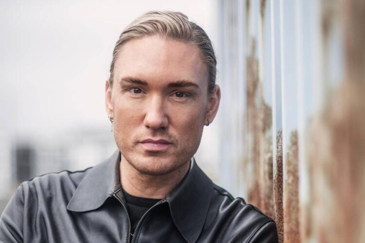 Di Balik Panggung: Keajaiban Paul McCartney