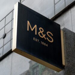 Koleksi LBD Terbaik M&S untuk Musim Panas Anda